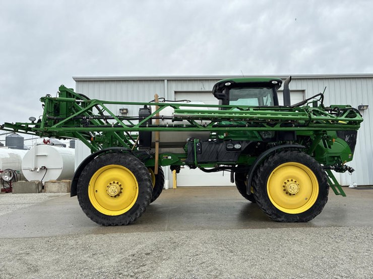 2015-john-deere-r4038-image-4