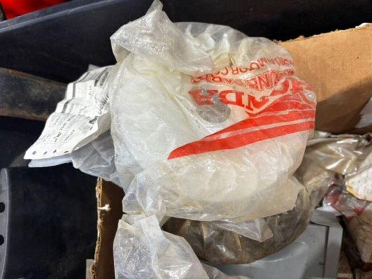 yard-machines-22-in.-snowblower-image-14