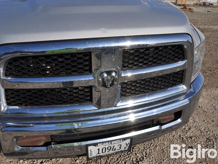 2016-ram-2500-hd-image-12