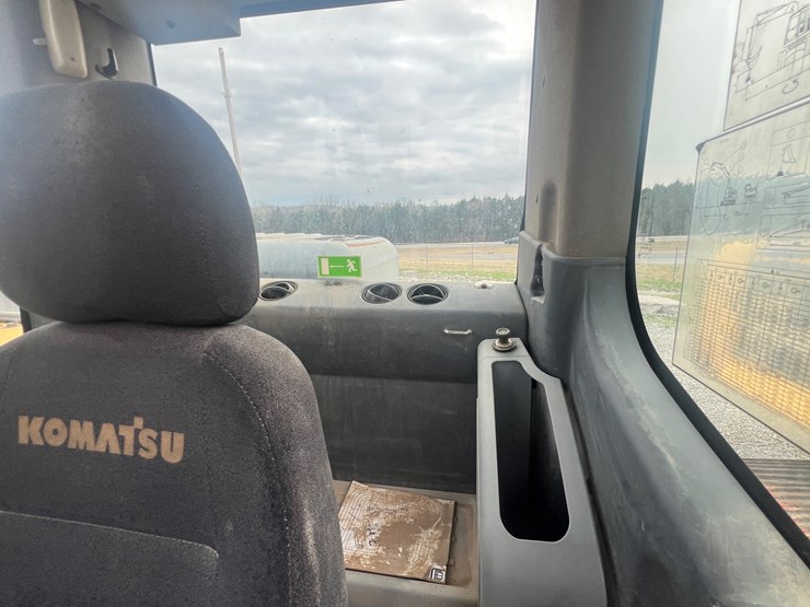 2011-komatsu-pc130-8-image-29