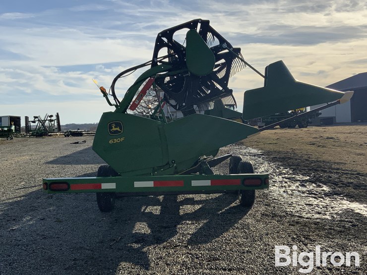 2019-john-deere-630f-image-4