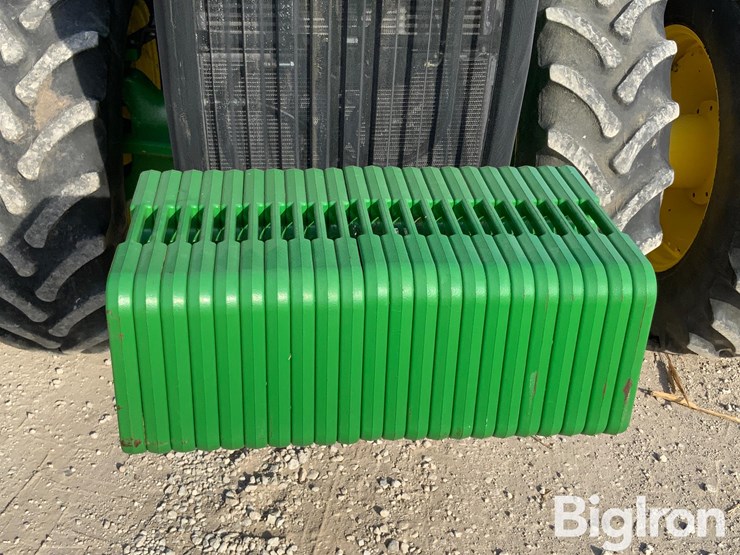 2010-john-deere-8320r-image-15