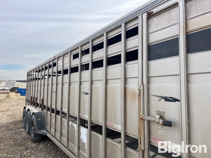 2006-titan-trailer-image-13