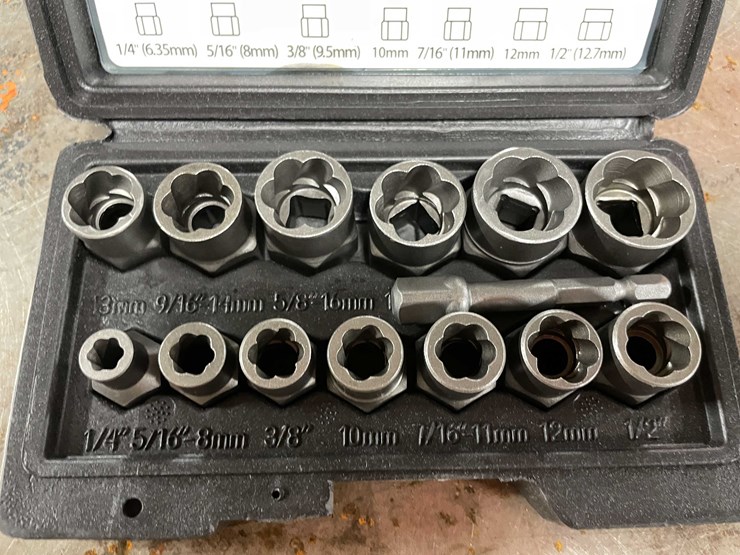 #2318-•-new-14-piece-nut-and-bolt-extractor-socket-set-(cw)-image-3