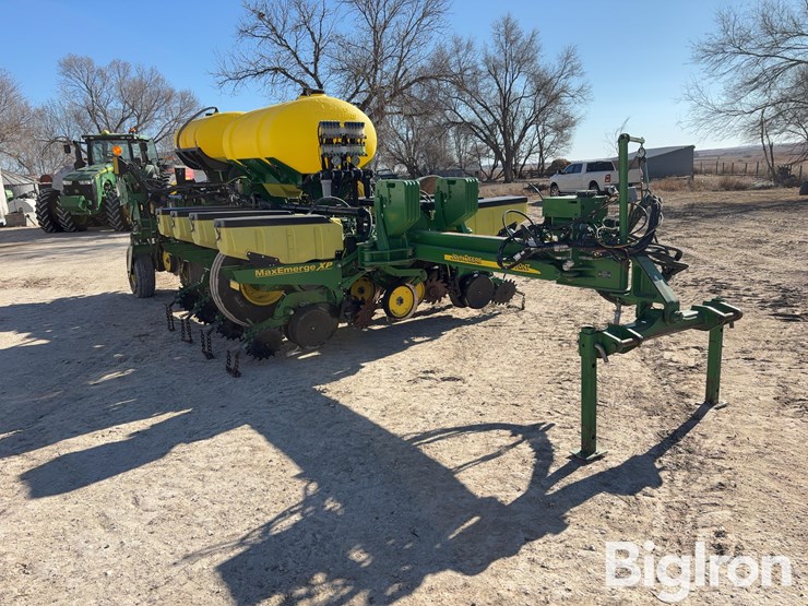 2013-john-deere-1770nt-image-3