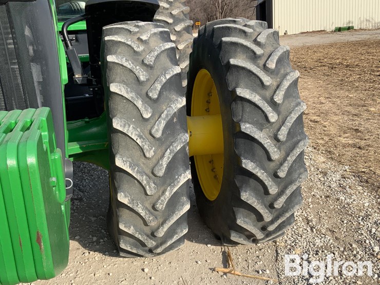 2010-john-deere-8320r-image-12