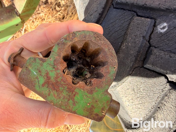 john-deere-640-image-7