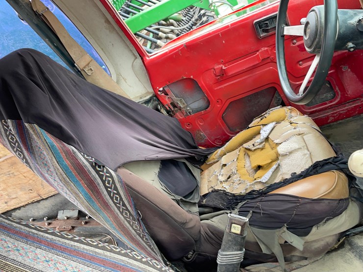 1994-jeep-wrangler-image-16