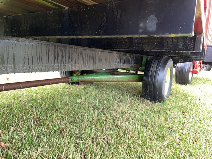 tag-#157,-18'-pequea-bale-wagon-image-12