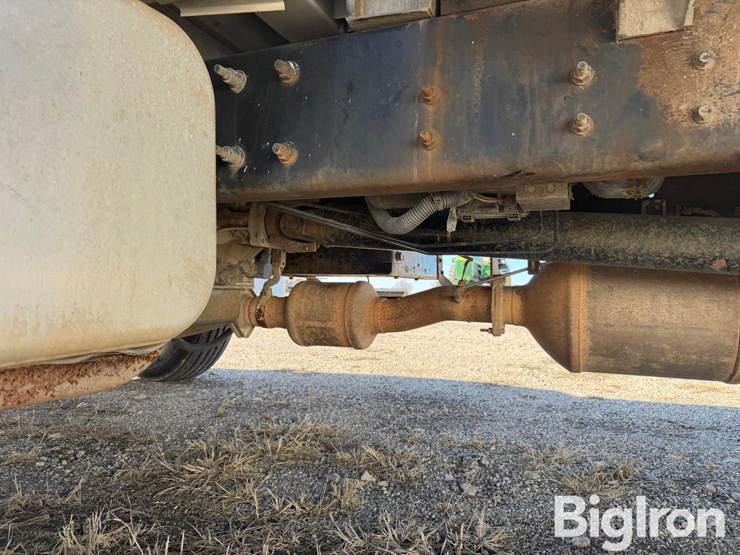 2012-international-durastar-4300-image-18