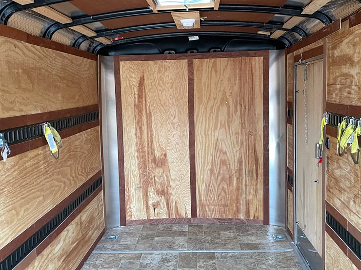 #1432-•-2013-forest-river-14'-enclosed-trailer-(has-certificate-of-origin)-image-23