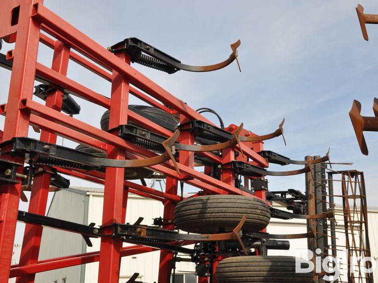 case-ih-200-image-13