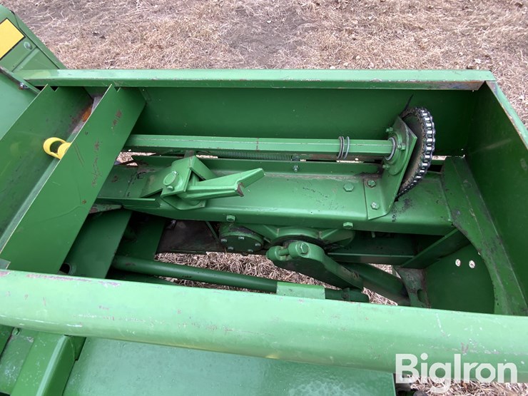 john-deere-336-image-14