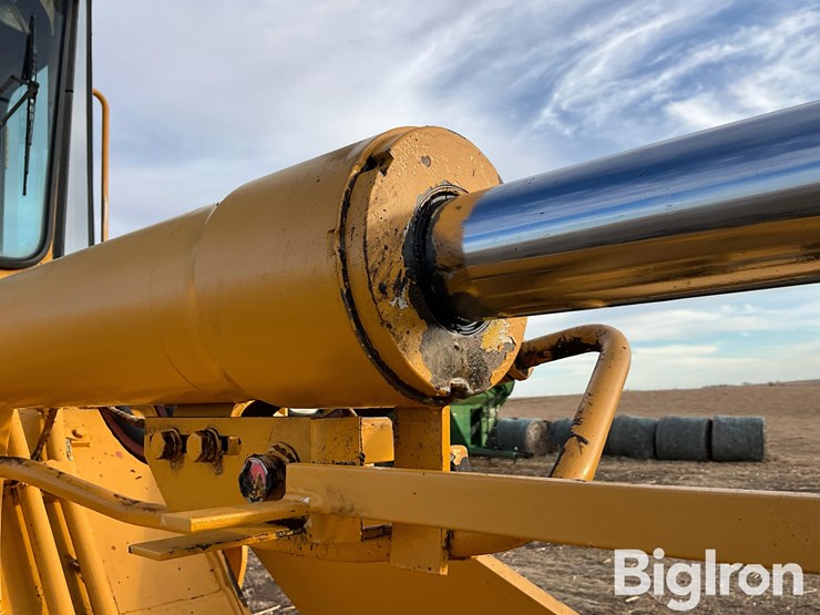 1992-deere-444e-image-19