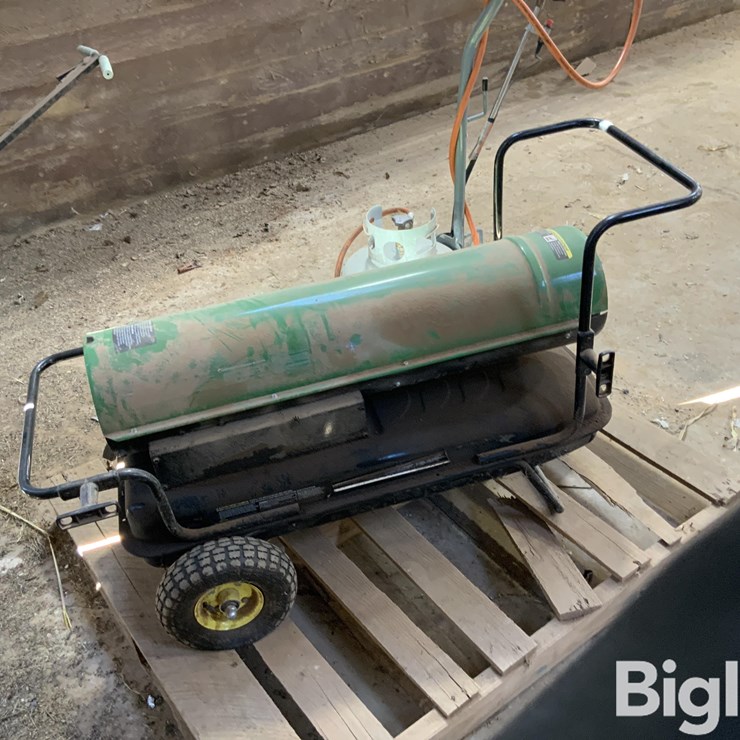 John Deere AC215 Heater