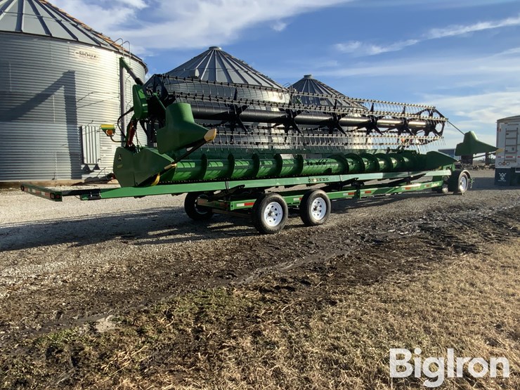 2019-john-deere-630f-image-3