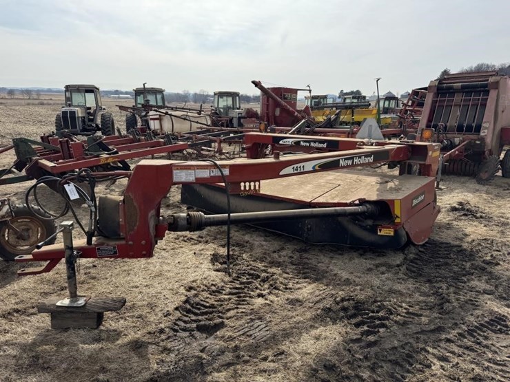 new-holland-1411-image-8