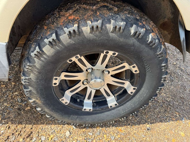 2012-yamaha-ydrax2-gas-powered-4-seat-golf-cart-image-24