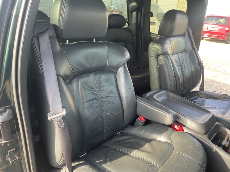 #1430-•-2002-green-gmc-sierra-(has-wi-title)-(of)-image-16