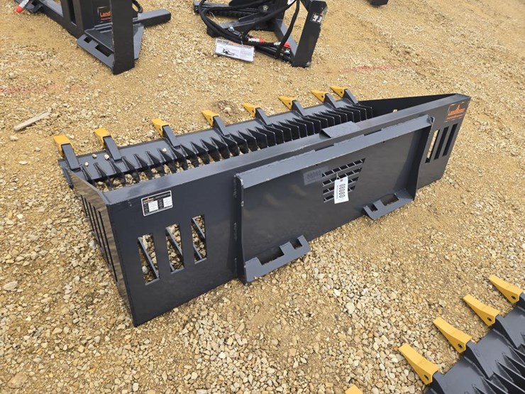 #8080-•-new-skid-steer-78"-rock-bucket-image-2