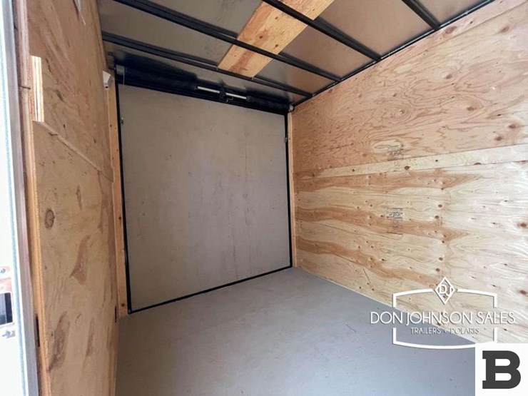 2022-c&b-10-7x10sa1-enclosed-cargo-trailer-image-10