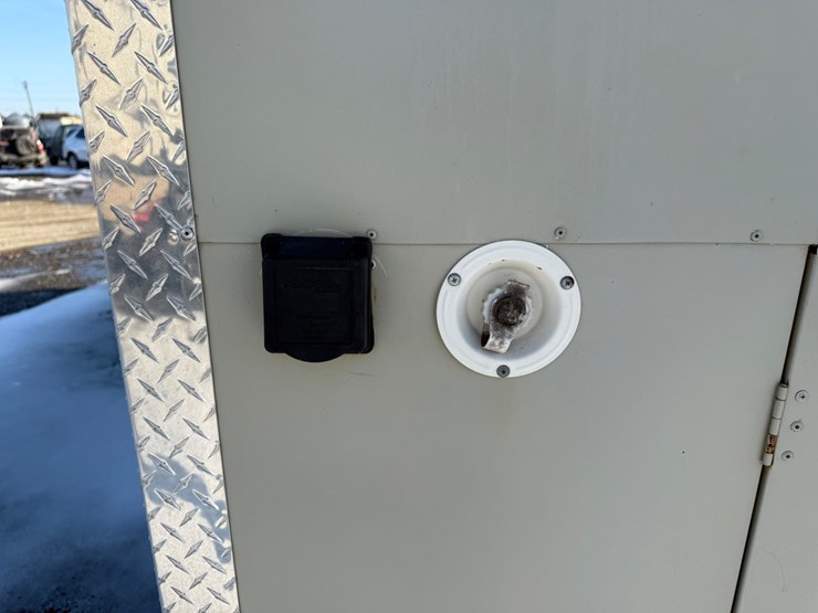 #252-•-t/a-16'-enclosed-food-trailer-inv#-35094-image-13