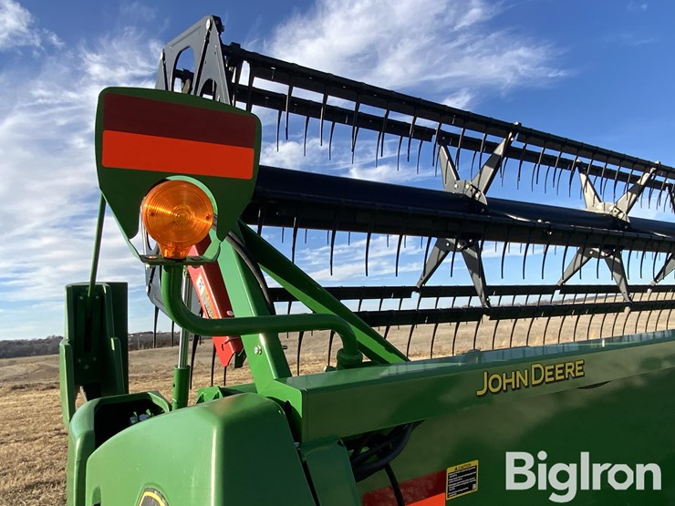 2019-john-deere-630f-image-17