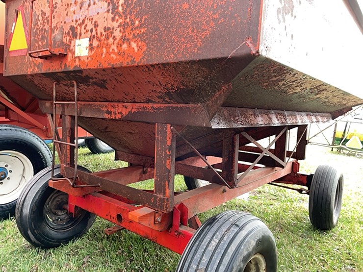 tag-#110,-200-bu-hopper-wagon-image-11