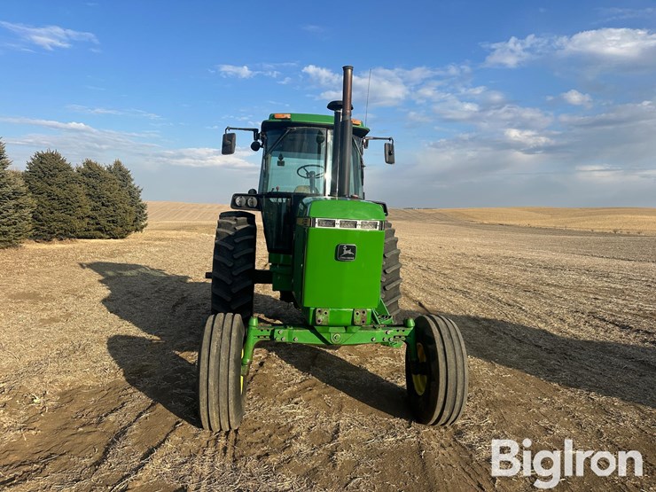 1992-john-deere-4255-image-2