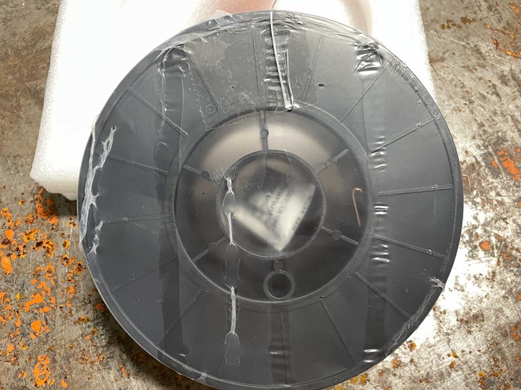 #2327-•-new-10lb-solid-mig-welding-wire-.035"-(cw)-image-4