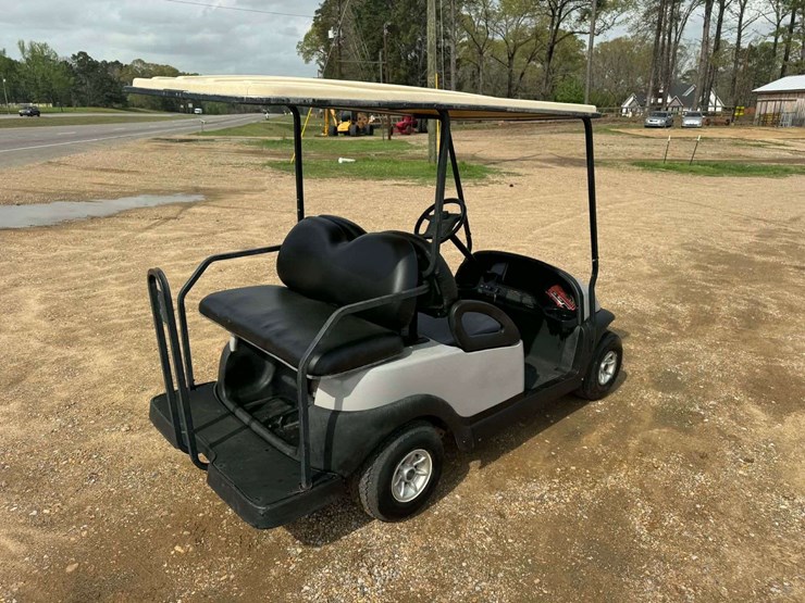 club-car-4-seater-golf-cart---battery-charger-included-image-3