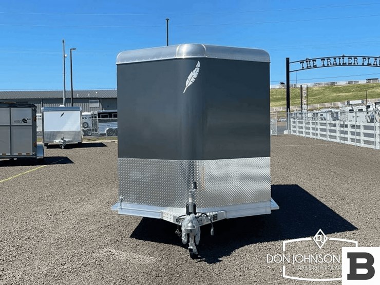 2024-featherlite-9400-74pt-4-h-horse-trailer-image-6