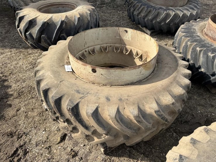 firestone-18.4-38-duals-image-4