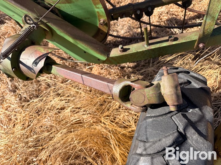 john-deere-640-image-8