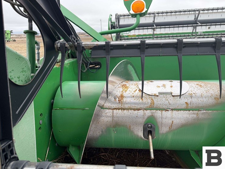 john-deere-635f-image-31