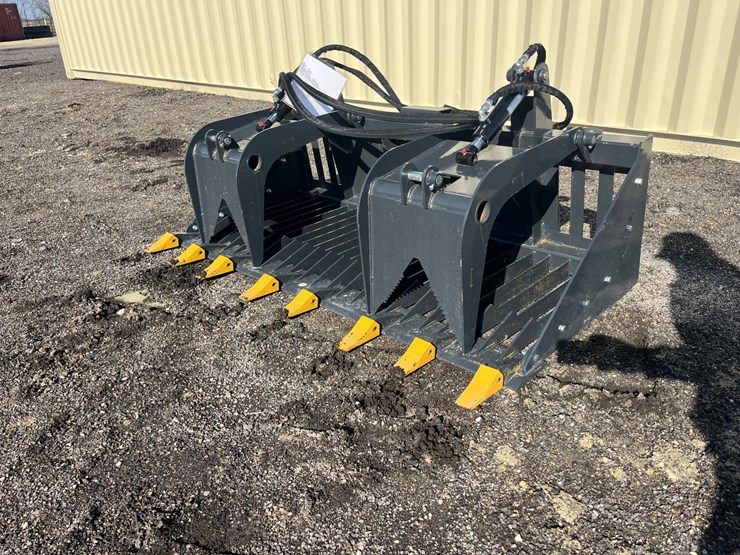 #5063-•-new-land-honor-rock-grapple-bucket-image-1