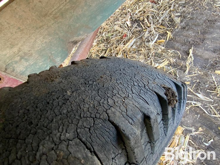 hydraulic-dump-wagon-image-19