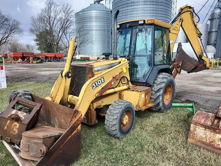 tag-#271,-1997-jd-310e-backhoe-image-1