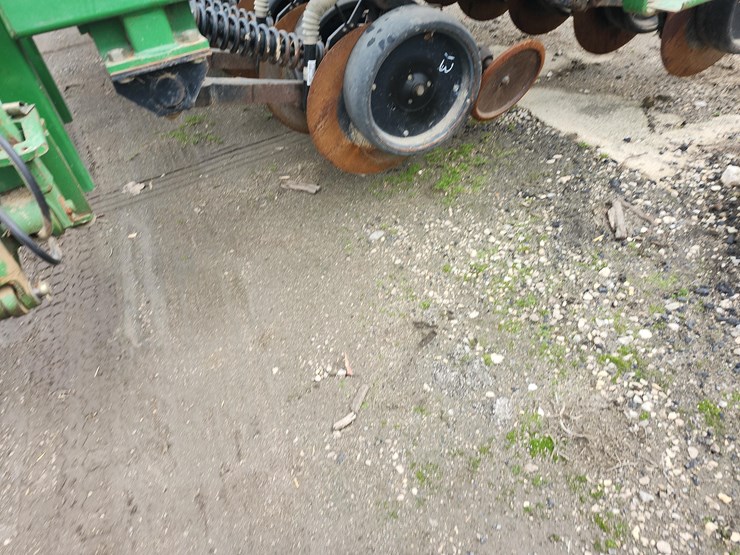 john-deere-1560-image-3