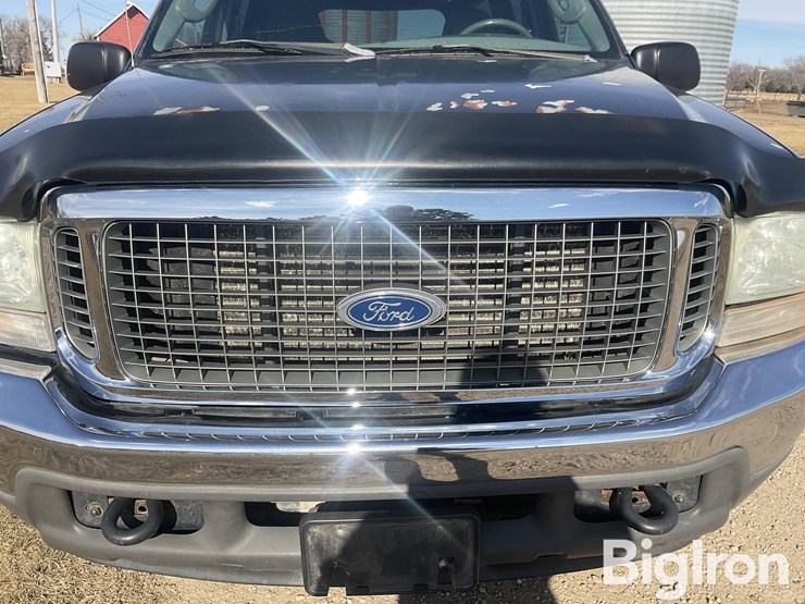 2004-ford-excursion-image-10