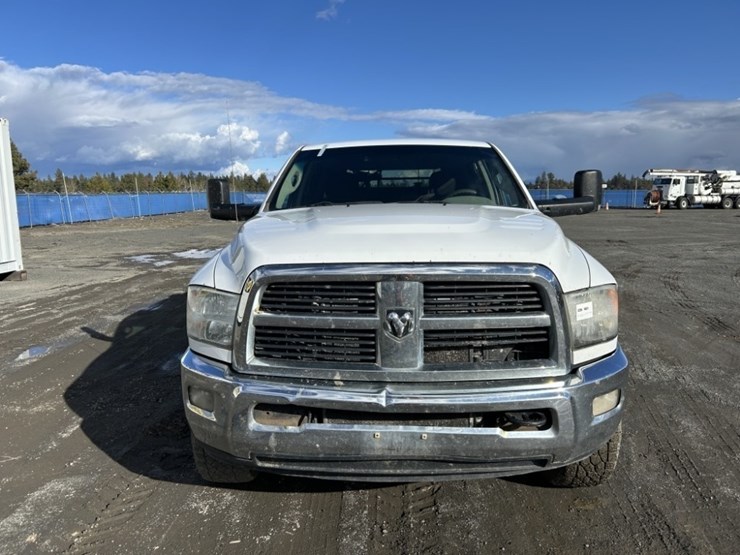 2012-dodge-ram-2500-image-8