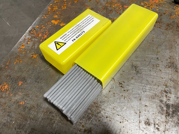 #2329-•-new-10lb-of-1/8-welding-arc-sticks-(cw)-image-2