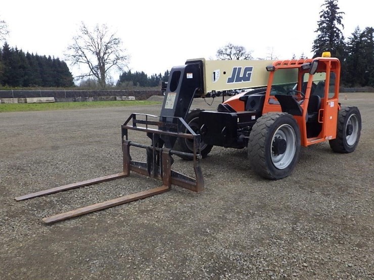 2013-jlg-g9-43a-image-1