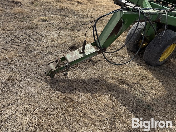 john-deere-750-image-11