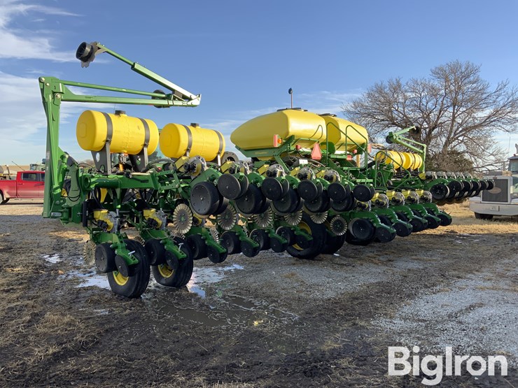 2006-john-deere-1790-ccs-image-7