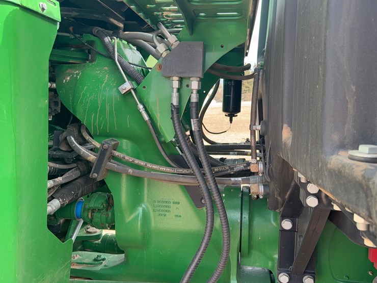 2019-john-deere-9620rx-track-tractor-image-30