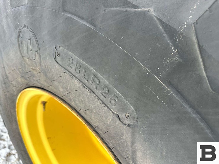 2011-john-deere-9870-sts-image-94