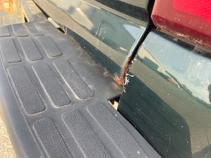 #1430-•-2002-green-gmc-sierra-(has-wi-title)-(of)-image-26