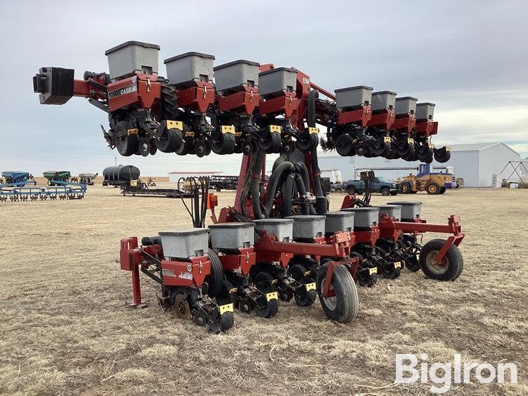 case-ih-1200-image-7