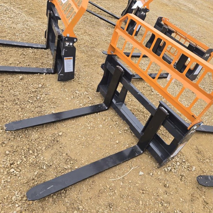 #8077 • NEW SKID STEER PALLET FORKS- 4000 LB RATING